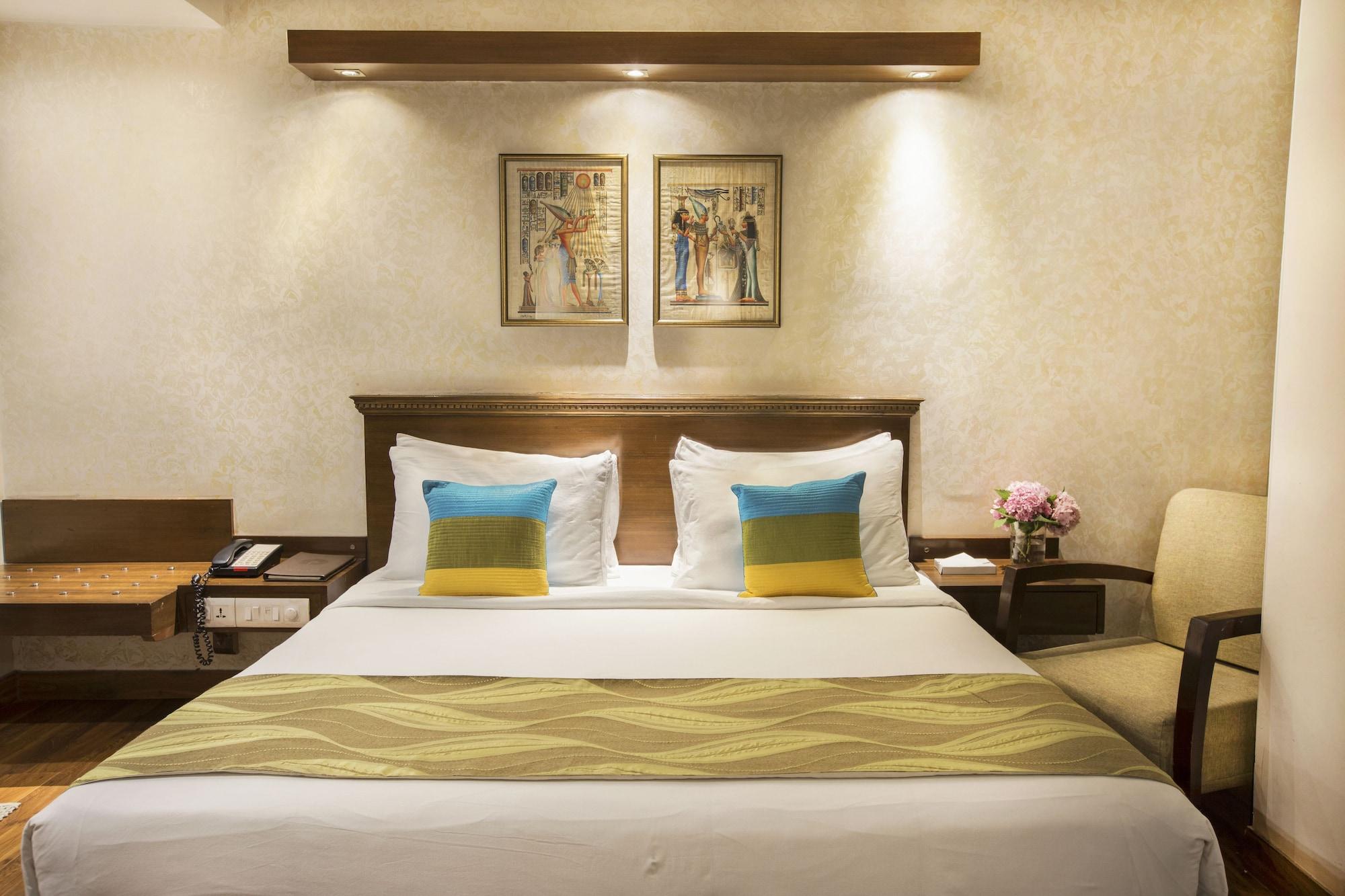 Rockland Hotel, C.R Park New Delhi Buitenkant foto