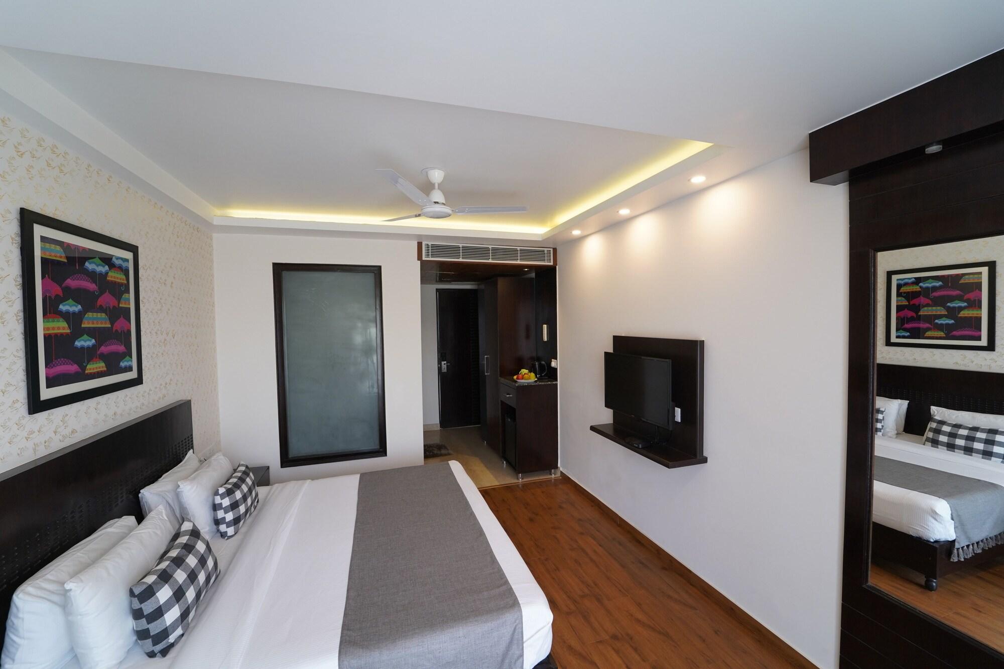 Rockland Hotel, C.R Park New Delhi Buitenkant foto