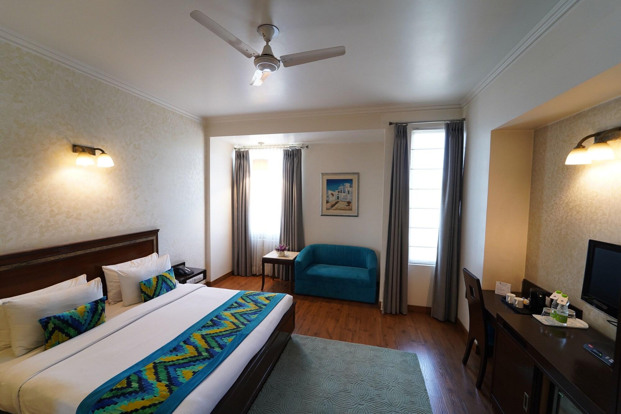Rockland Hotel, C.R Park New Delhi Buitenkant foto